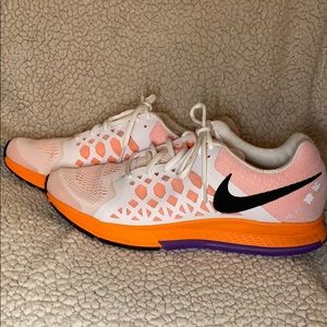 Women’s Nike zoom pegasus